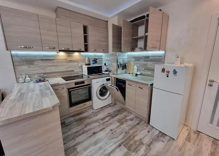 Adam And Eva דירה *