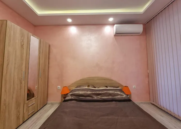 Adam And Eva דירה וארנה