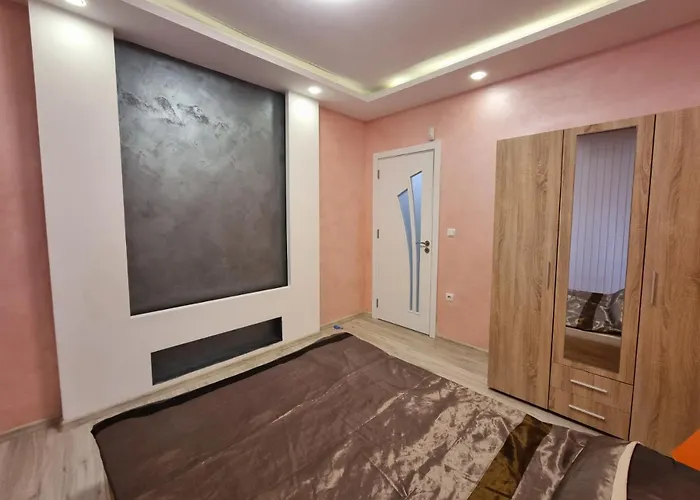 Adam And Eva דירה